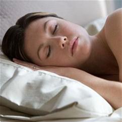 Како спиењето Ви помага да ослабите