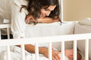 7 начини да се наспиете како нов родител 